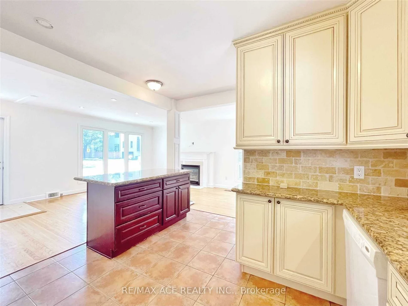 246, Horsham, Willowdale West, Toronto