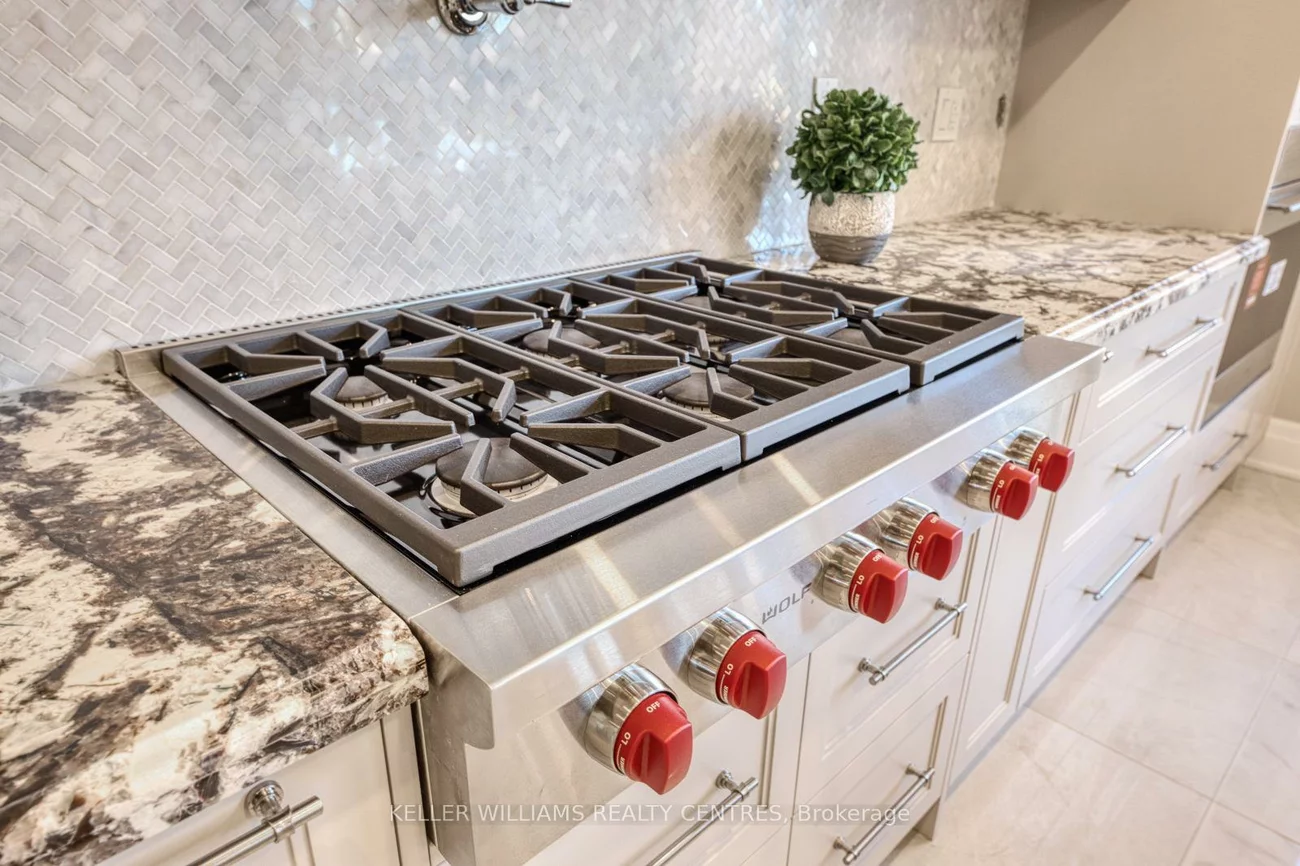 7, Becky Cheung, Newtonbrook East, Toronto