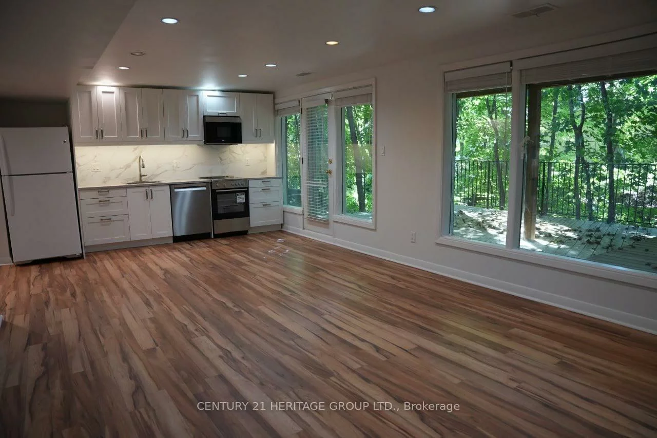 17, Hi Mount, Bayview Village, Toronto