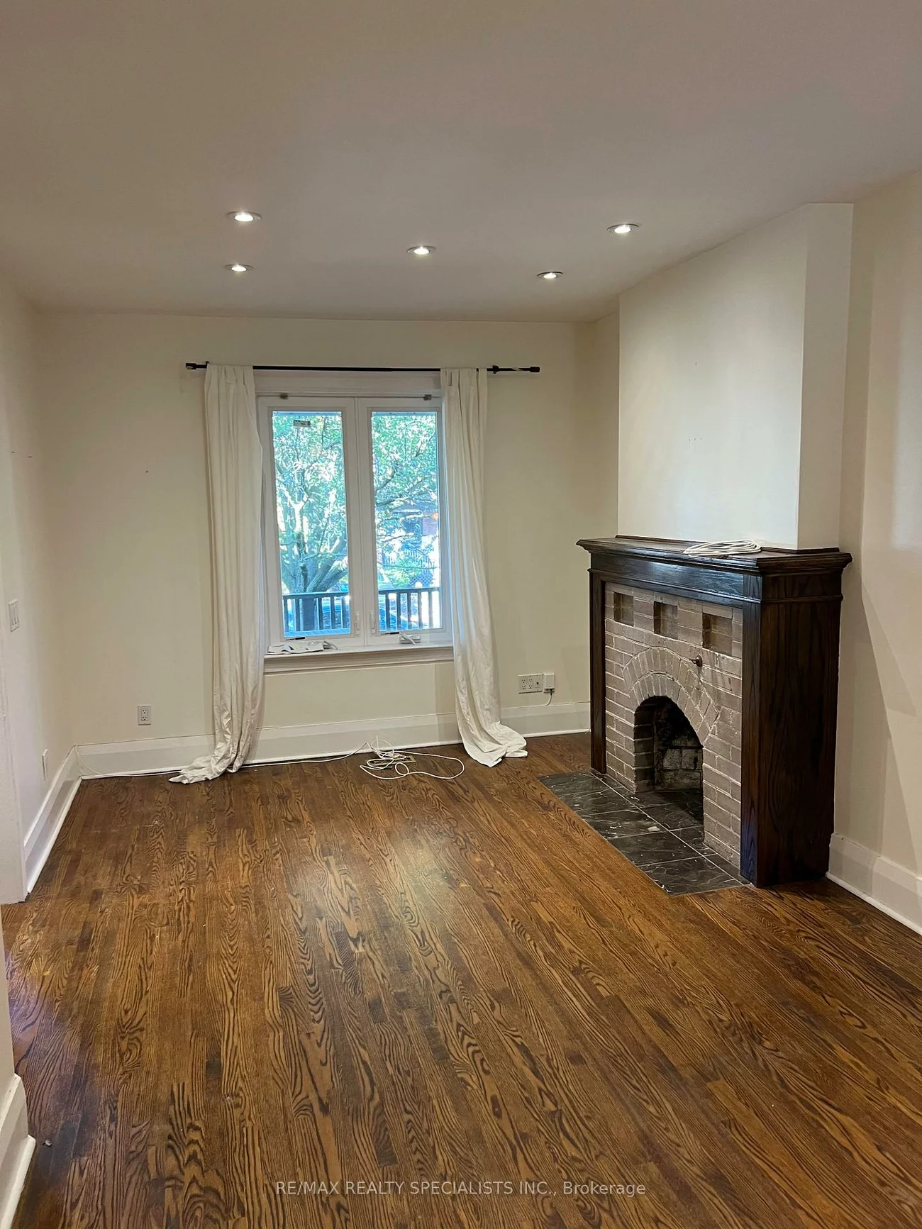 121, MAPLEWOOD, Humewood-Cedarvale, Toronto