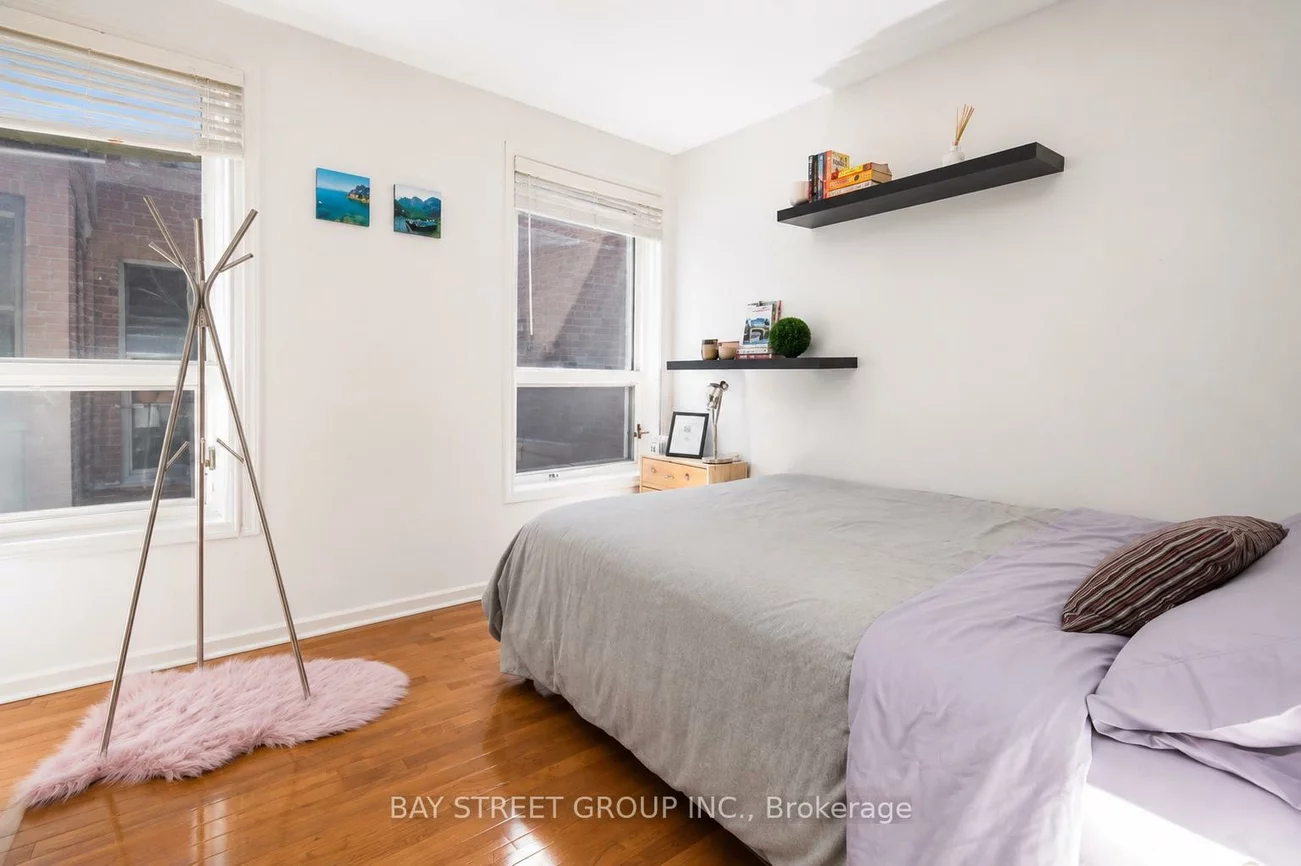586, Huron, Annex, Toronto