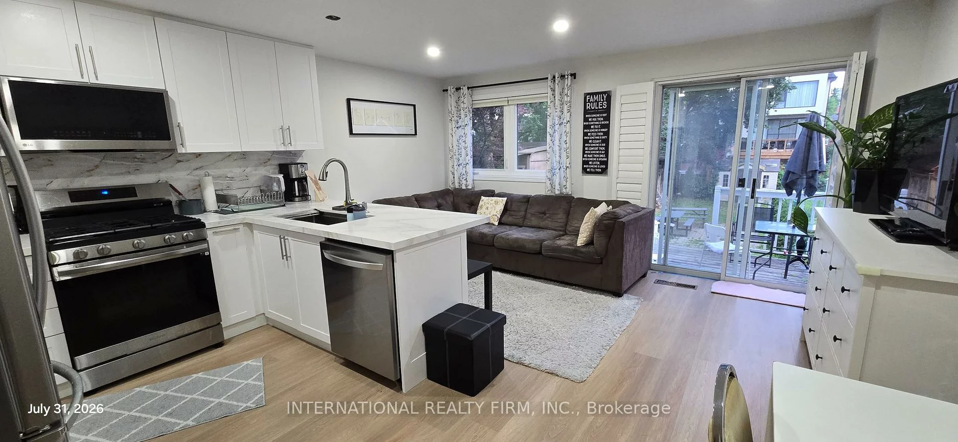 261, Soudan, Mount Pleasant West, Toronto