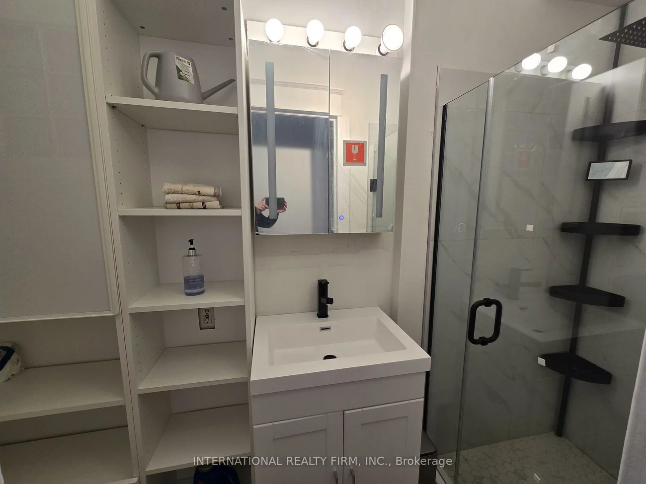 261, Soudan, Mount Pleasant West, Toronto
