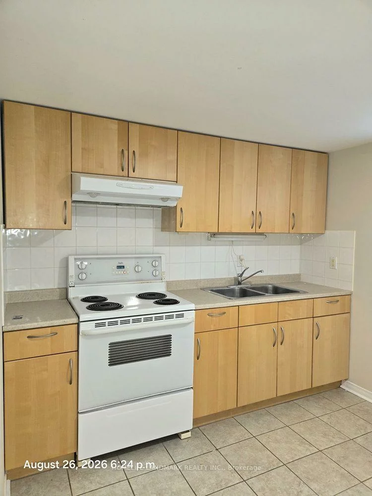 98, Newton, Newtonbrook East, Toronto