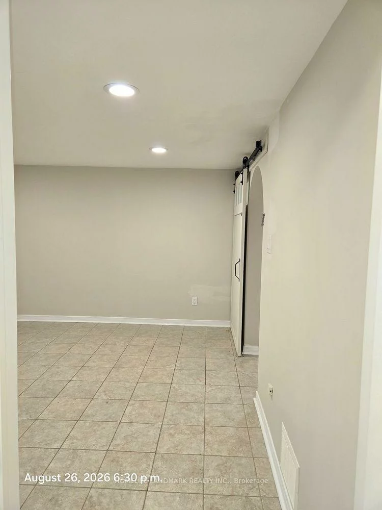 98, Newton, Newtonbrook East, Toronto