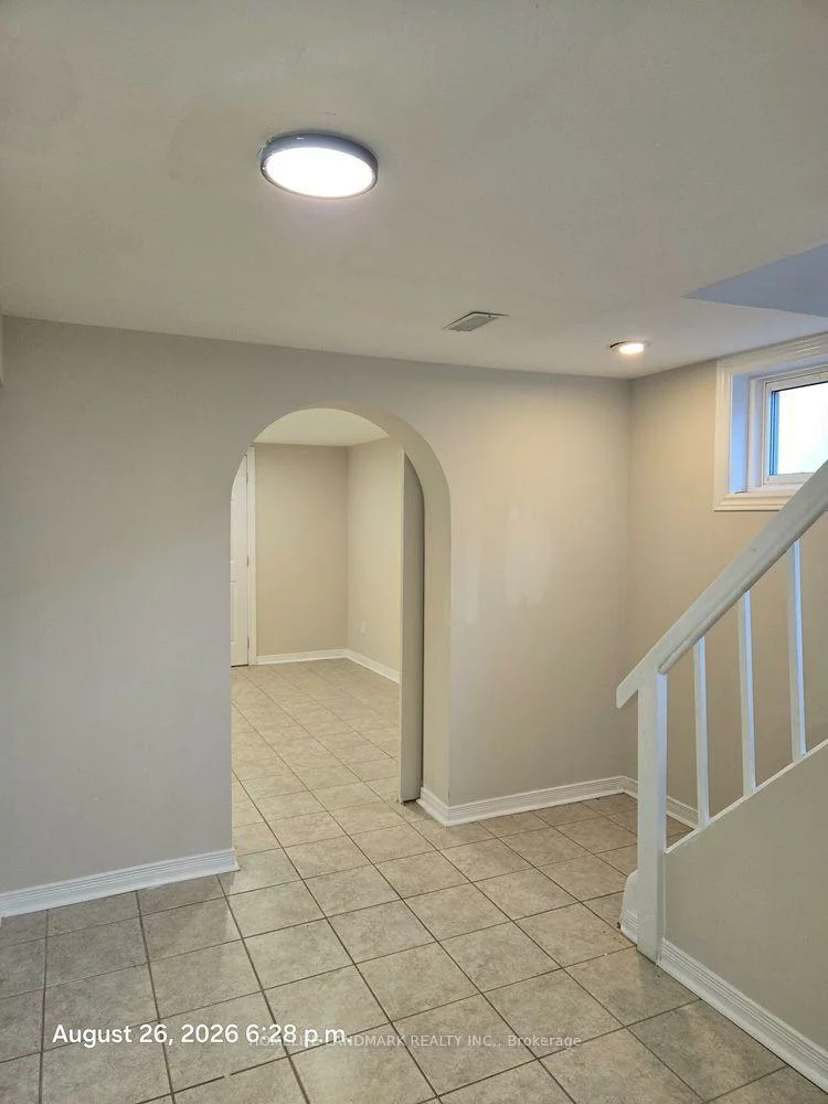 98, Newton, Newtonbrook East, Toronto