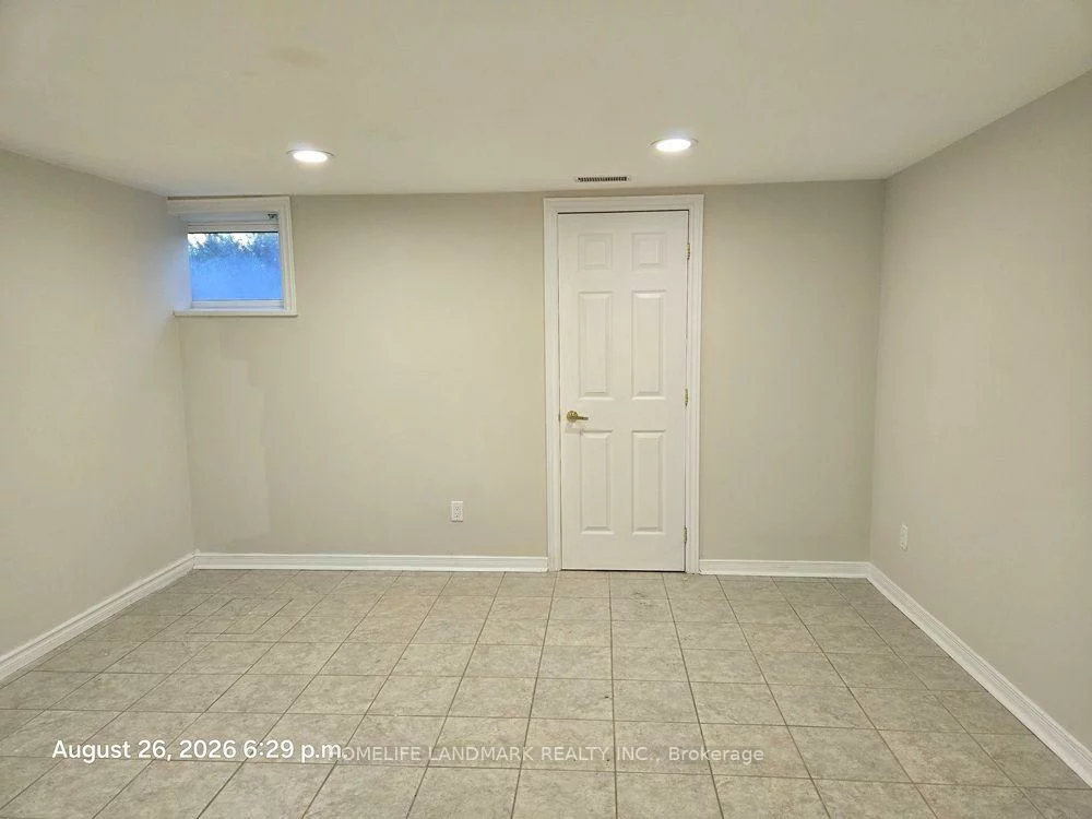98, Newton, Newtonbrook East, Toronto