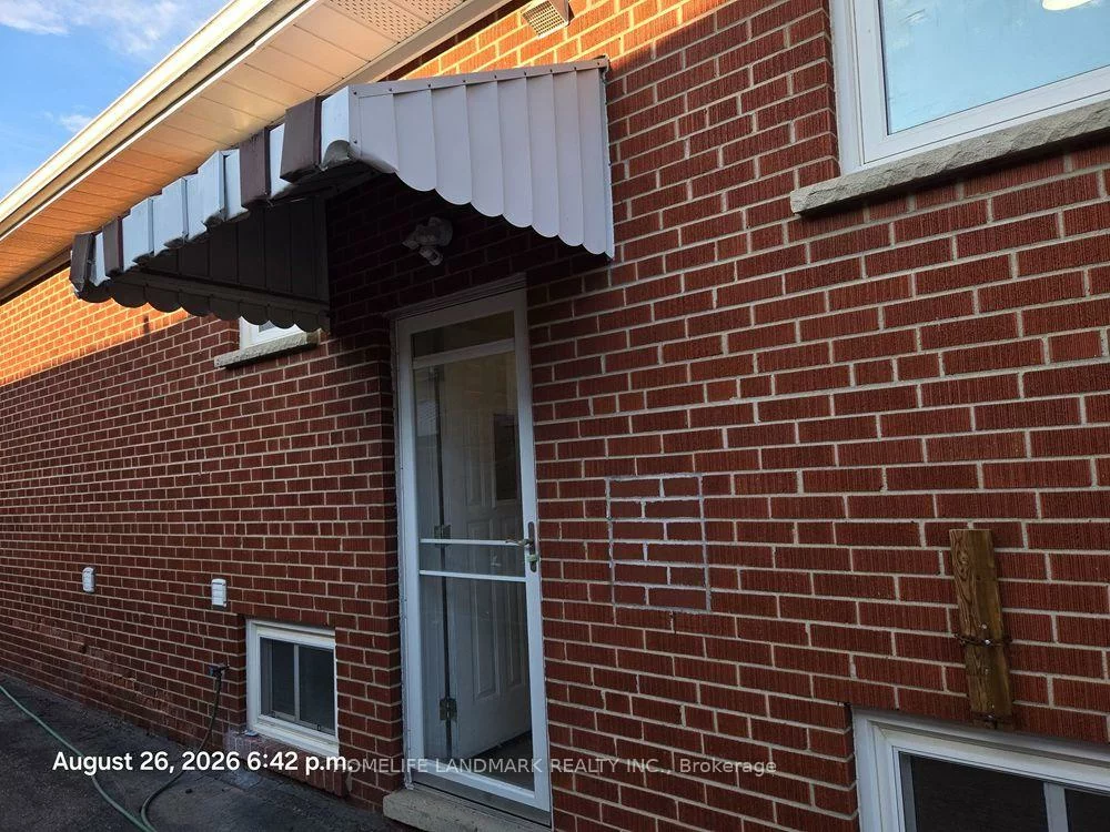 98, Newton, Newtonbrook East, Toronto