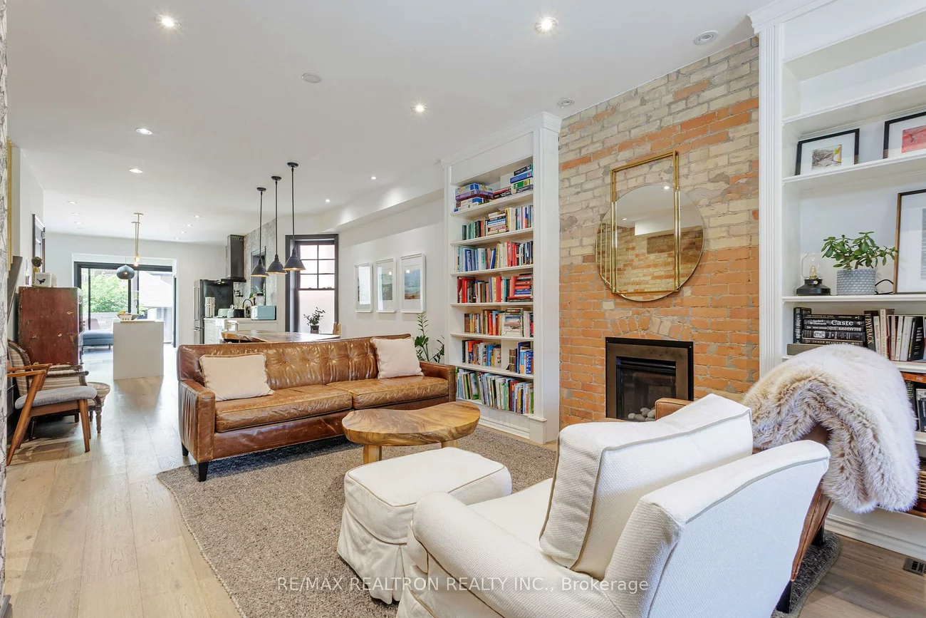 214, Grace, Palmerston-Little Italy, Toronto