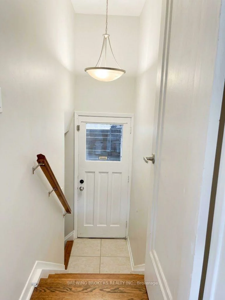 48, Wynn, Willowdale West, Toronto