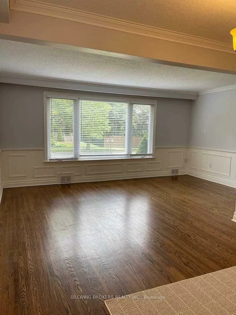 48, Wynn, Willowdale West, Toronto