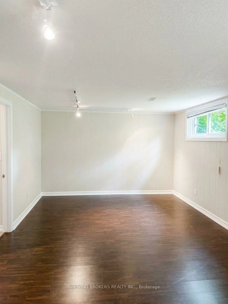 48, Wynn, Willowdale West, Toronto