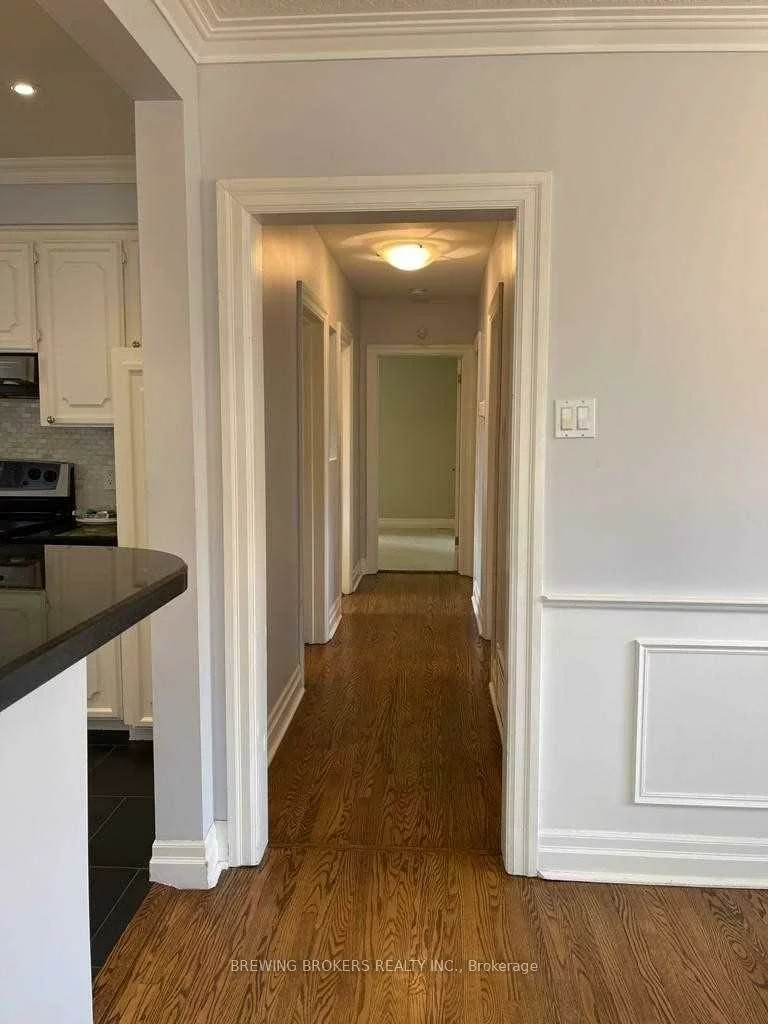 48, Wynn, Willowdale West, Toronto