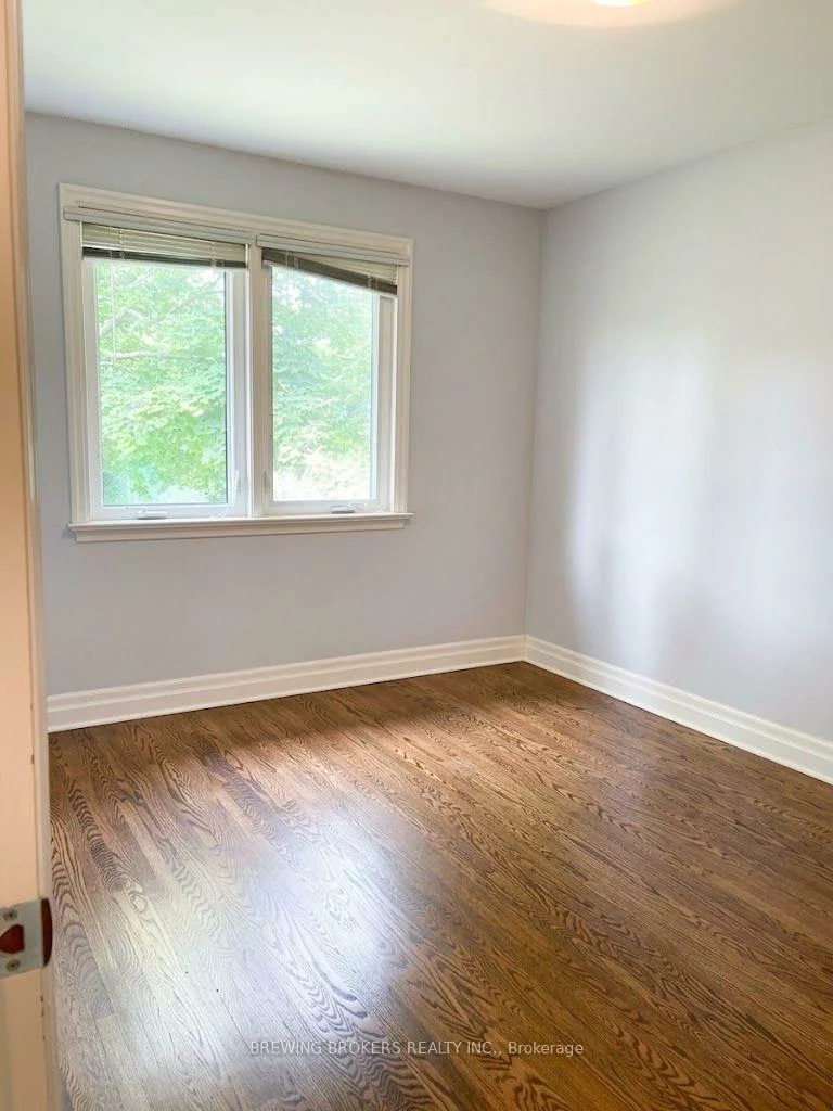 48, Wynn, Willowdale West, Toronto