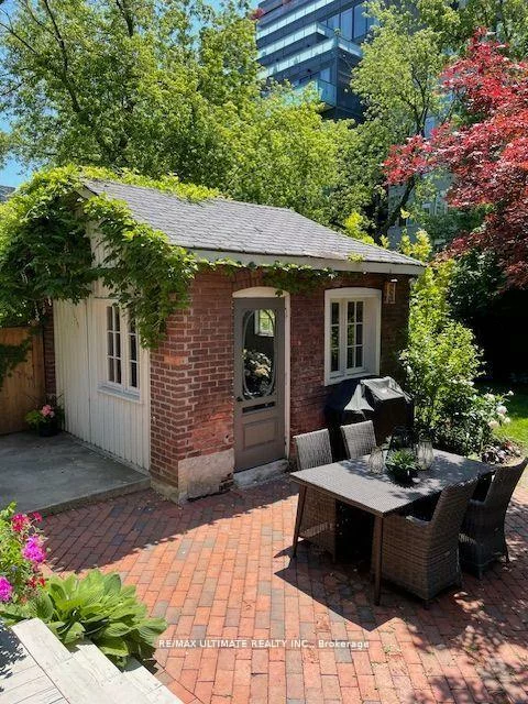 25, Chicora, Annex, Toronto