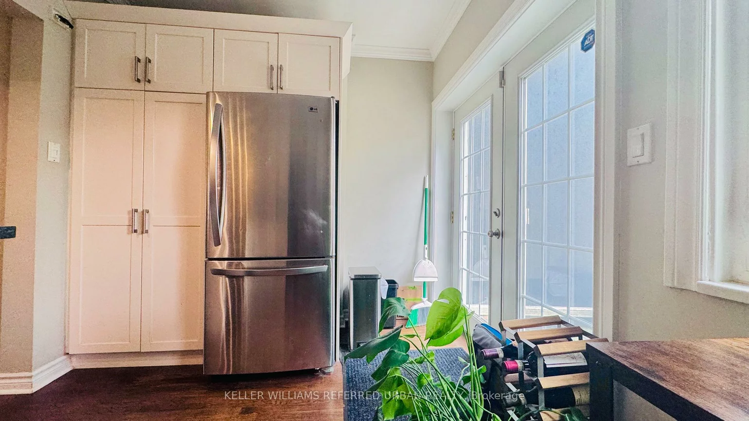212, Fairlawn, Lawrence Park North, Toronto