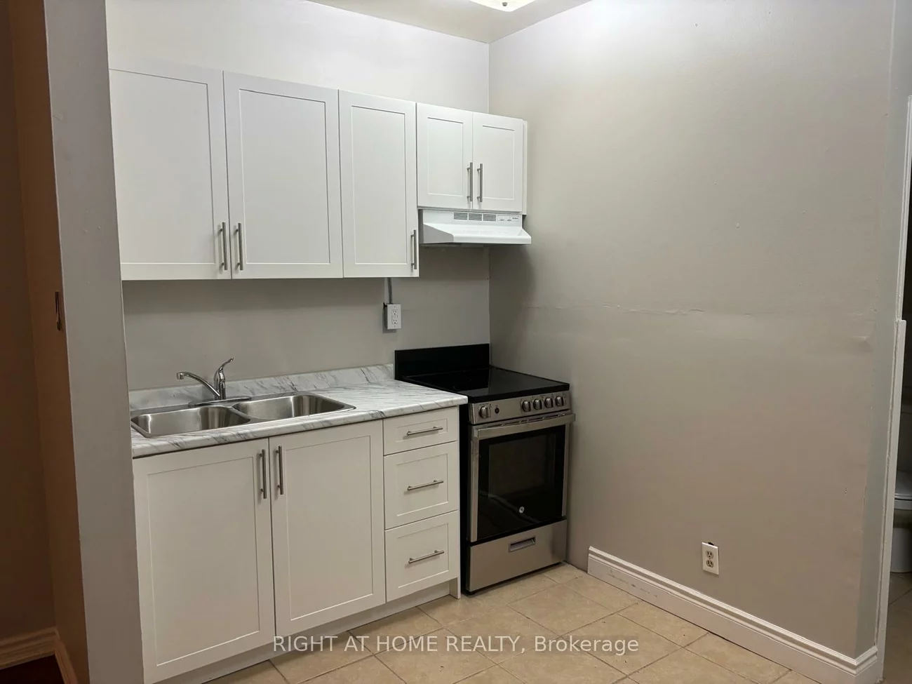 505, Oakwood, Oakwood Village, Toronto