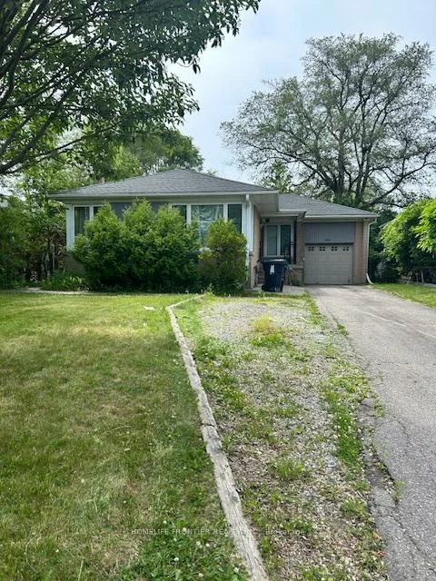 141, Brighton, Bathurst Manor, Toronto