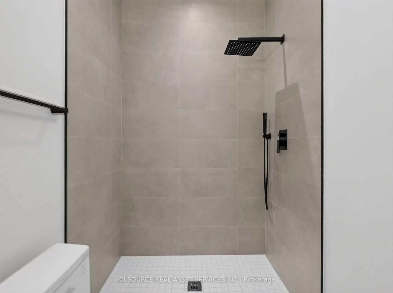 28, Norcross, Clanton Park, Toronto