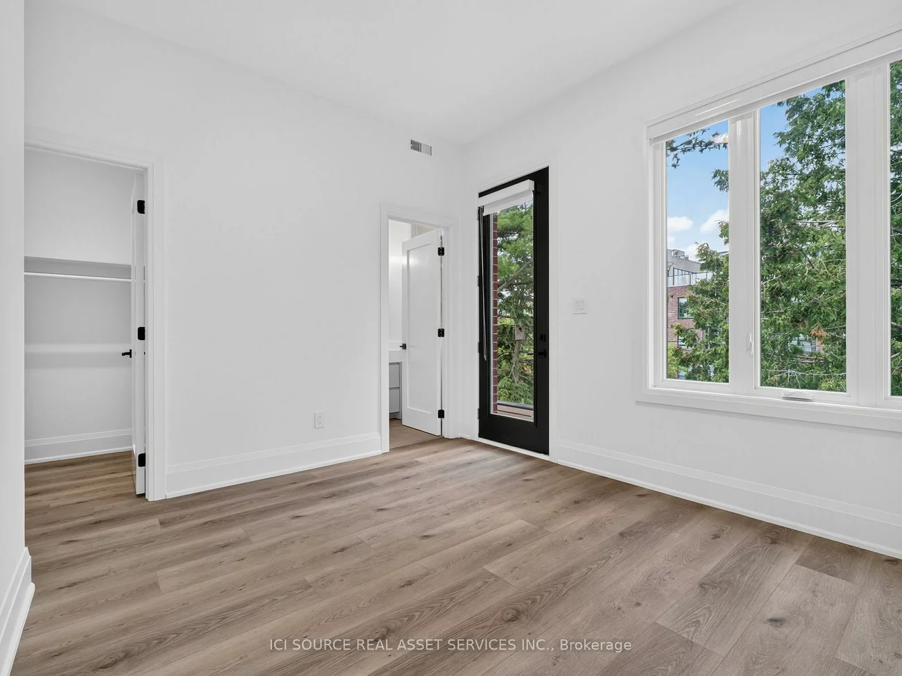 28, Norcross, Clanton Park, Toronto