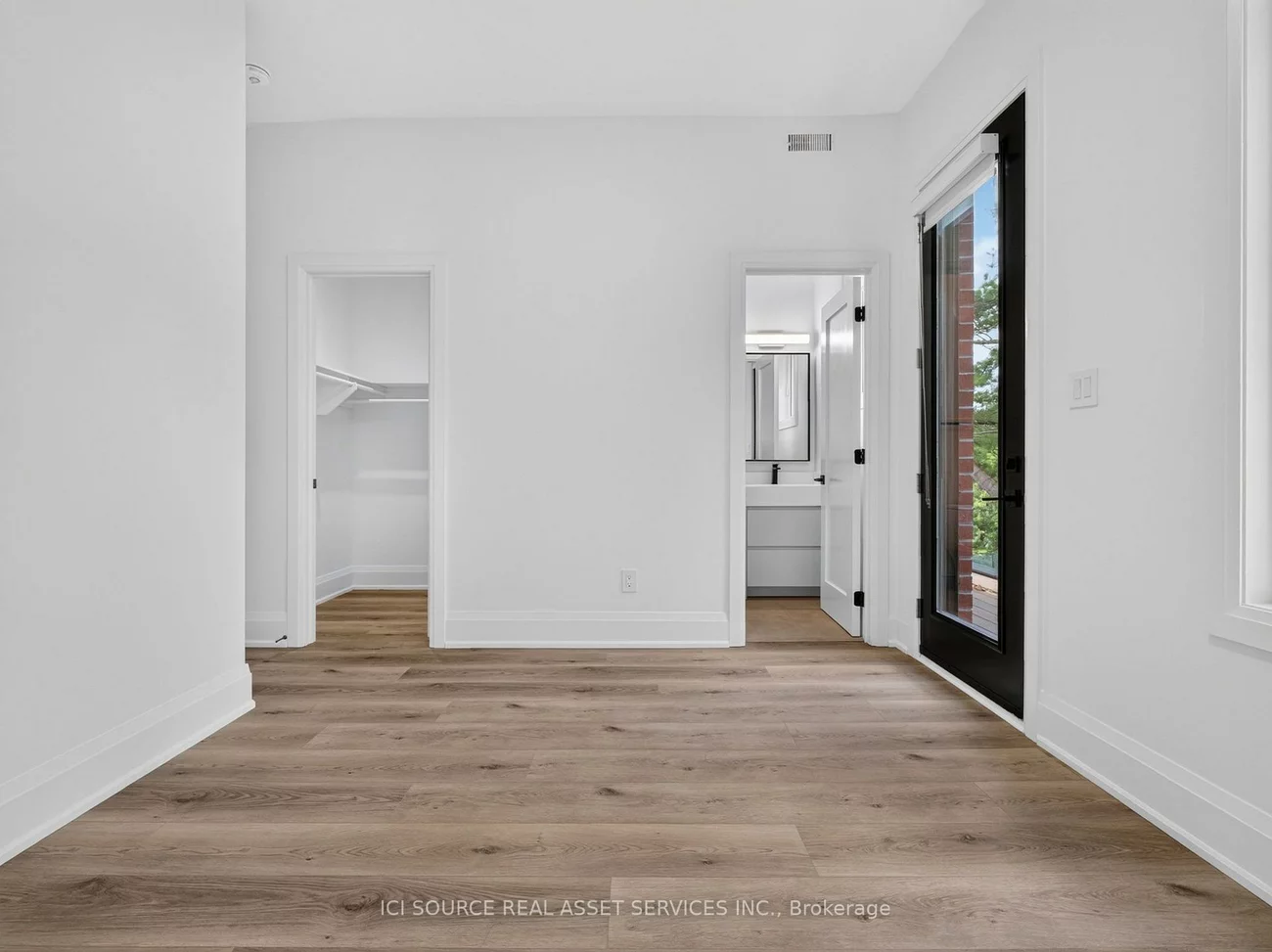 28, Norcross, Clanton Park, Toronto