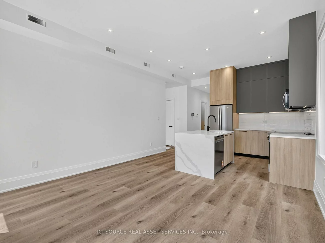 28, Norcross, Clanton Park, Toronto