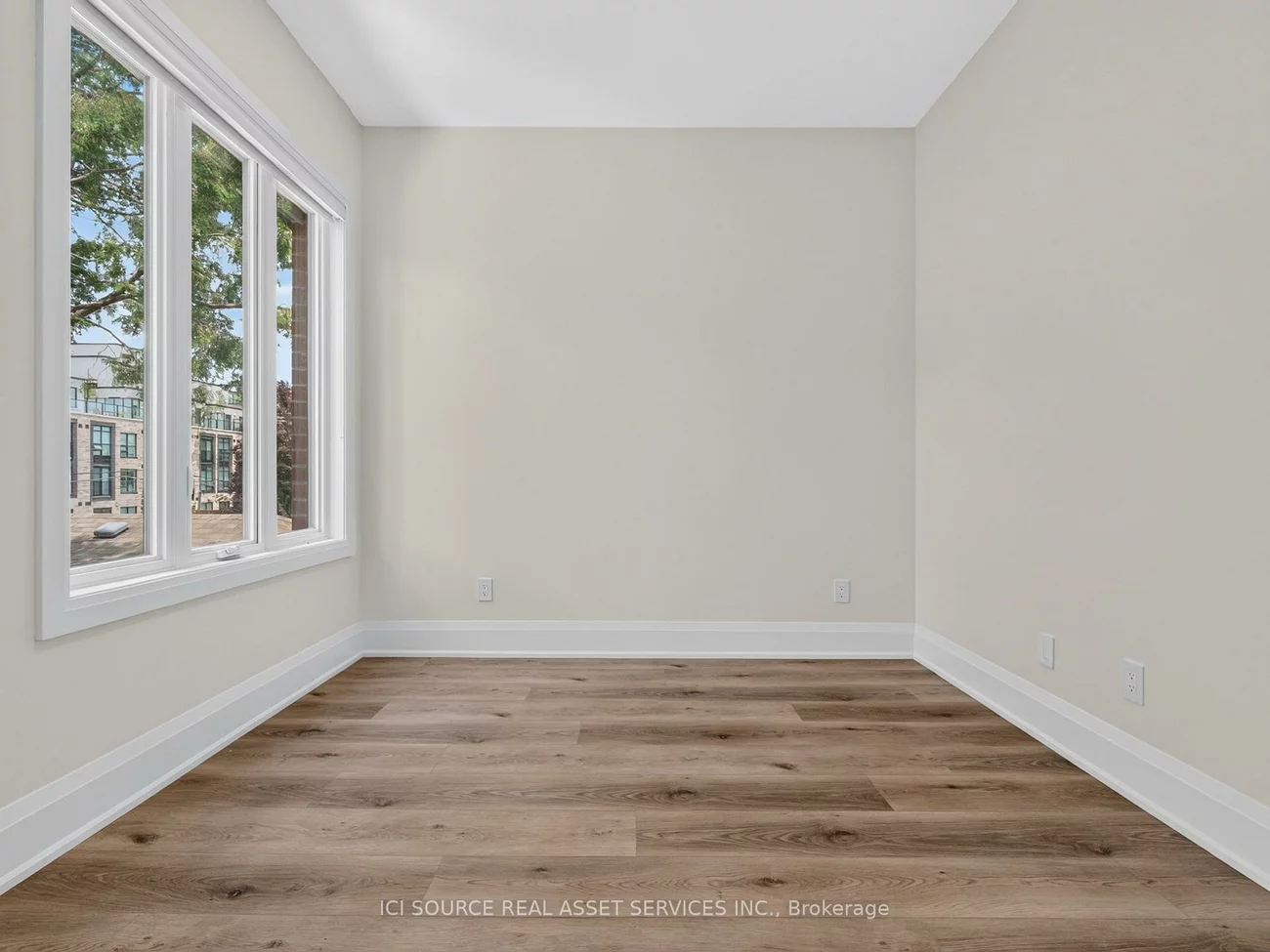 28, Norcross, Clanton Park, Toronto