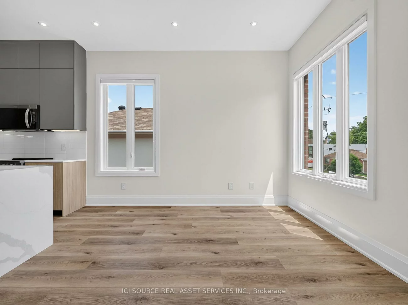 28, Norcross, Clanton Park, Toronto