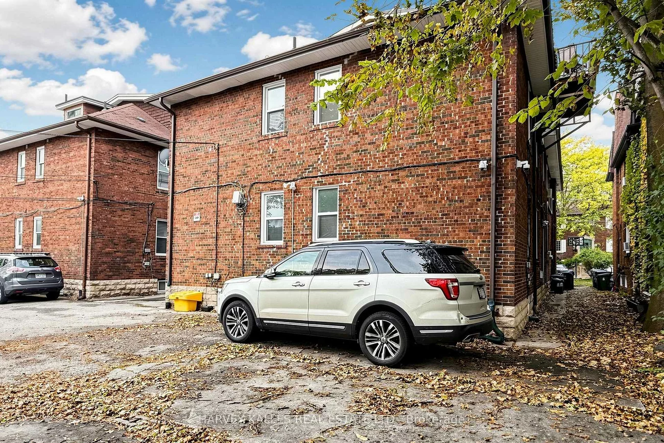 163, Highbourne, Yonge-Eglinton, Toronto