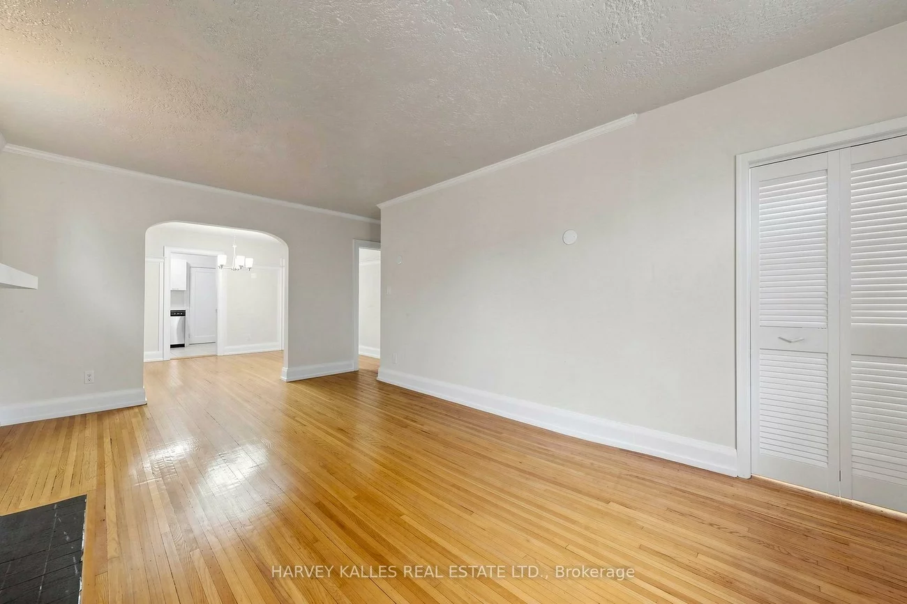 163, Highbourne, Yonge-Eglinton, Toronto
