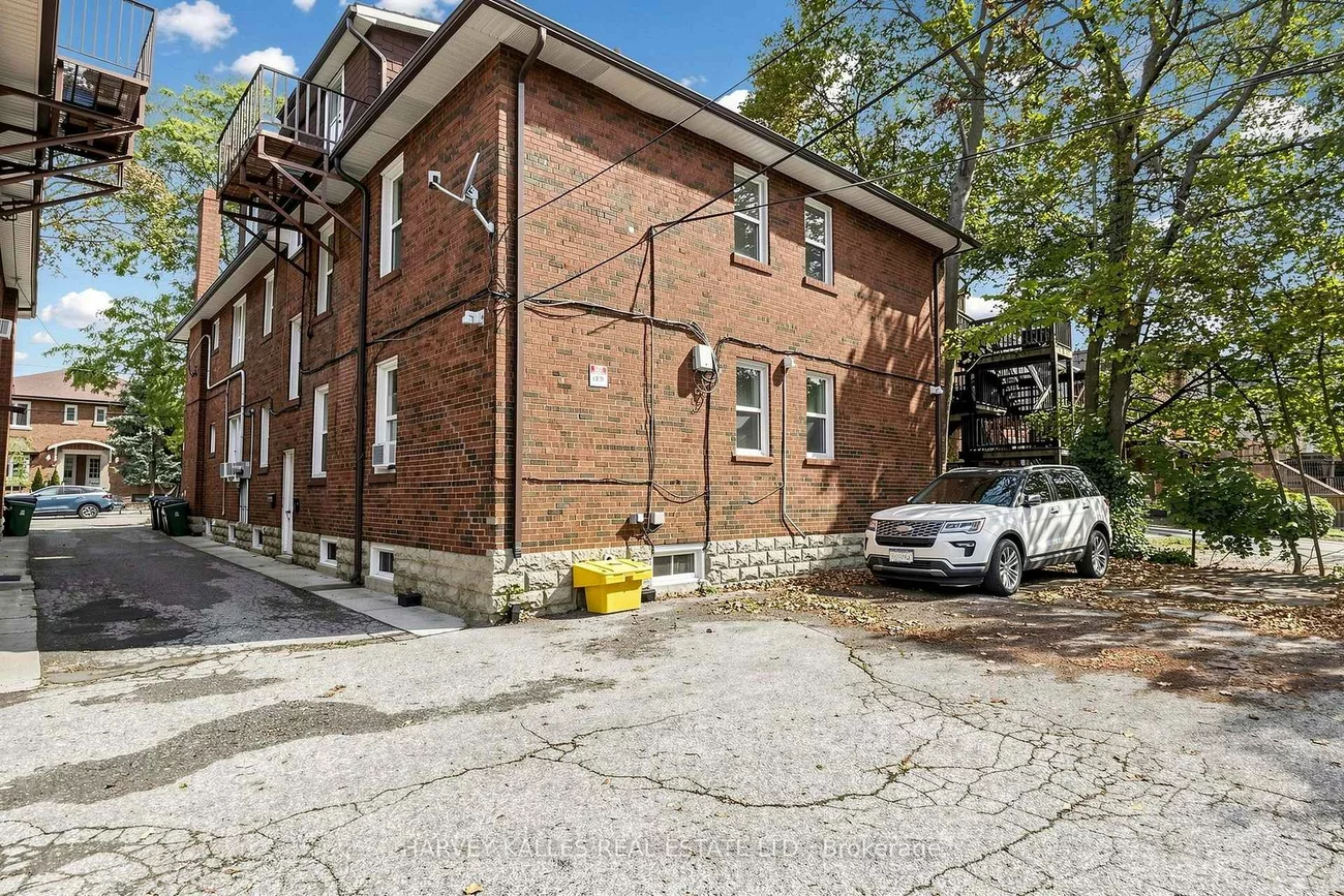 163, Highbourne, Yonge-Eglinton, Toronto