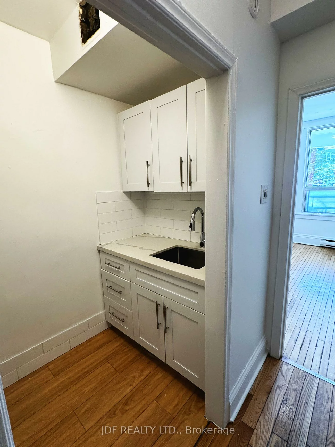 383, Lansdowne, Dufferin Grove, Toronto