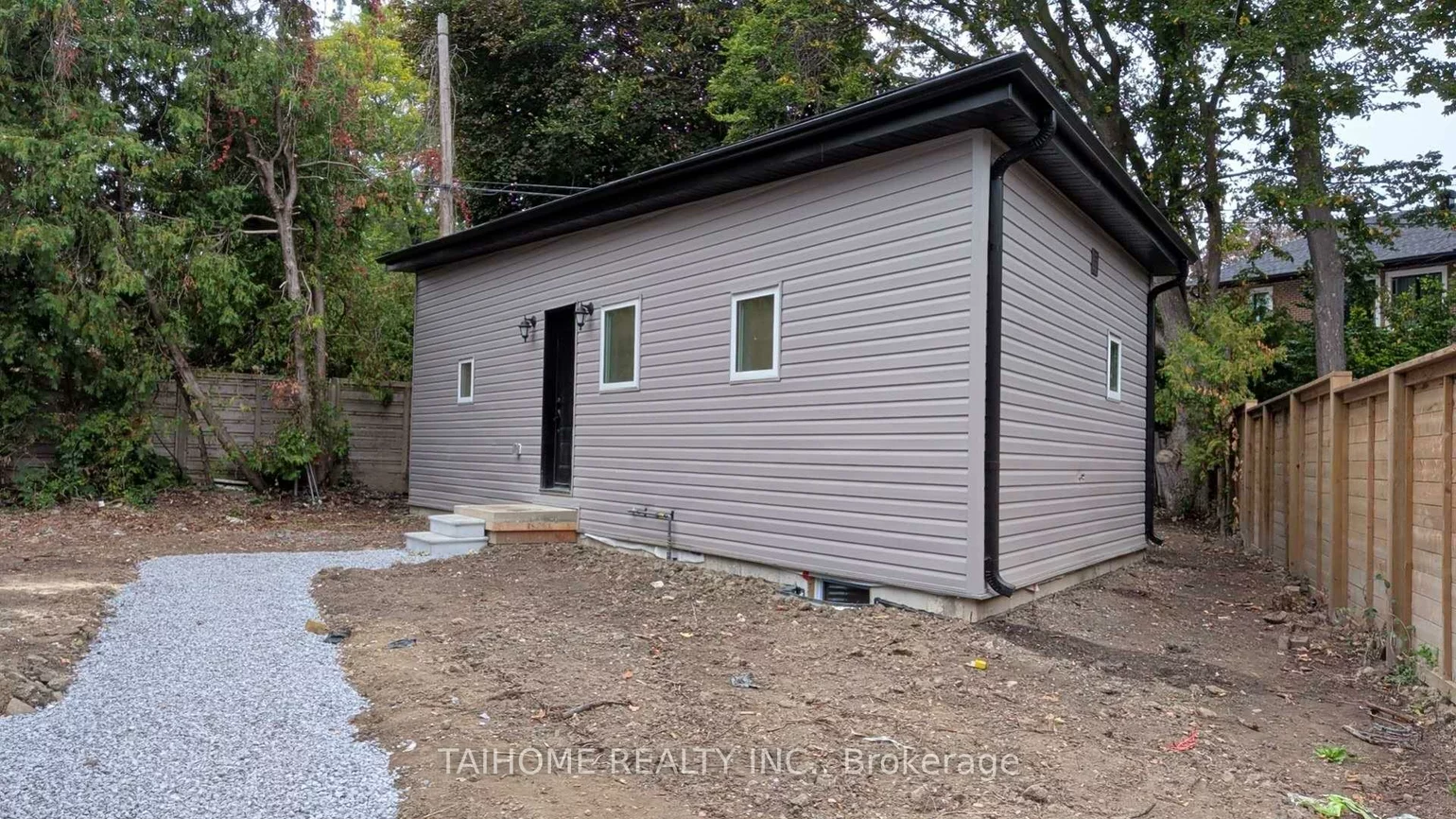 15, Merredin, Banbury-Don Mills, Toronto