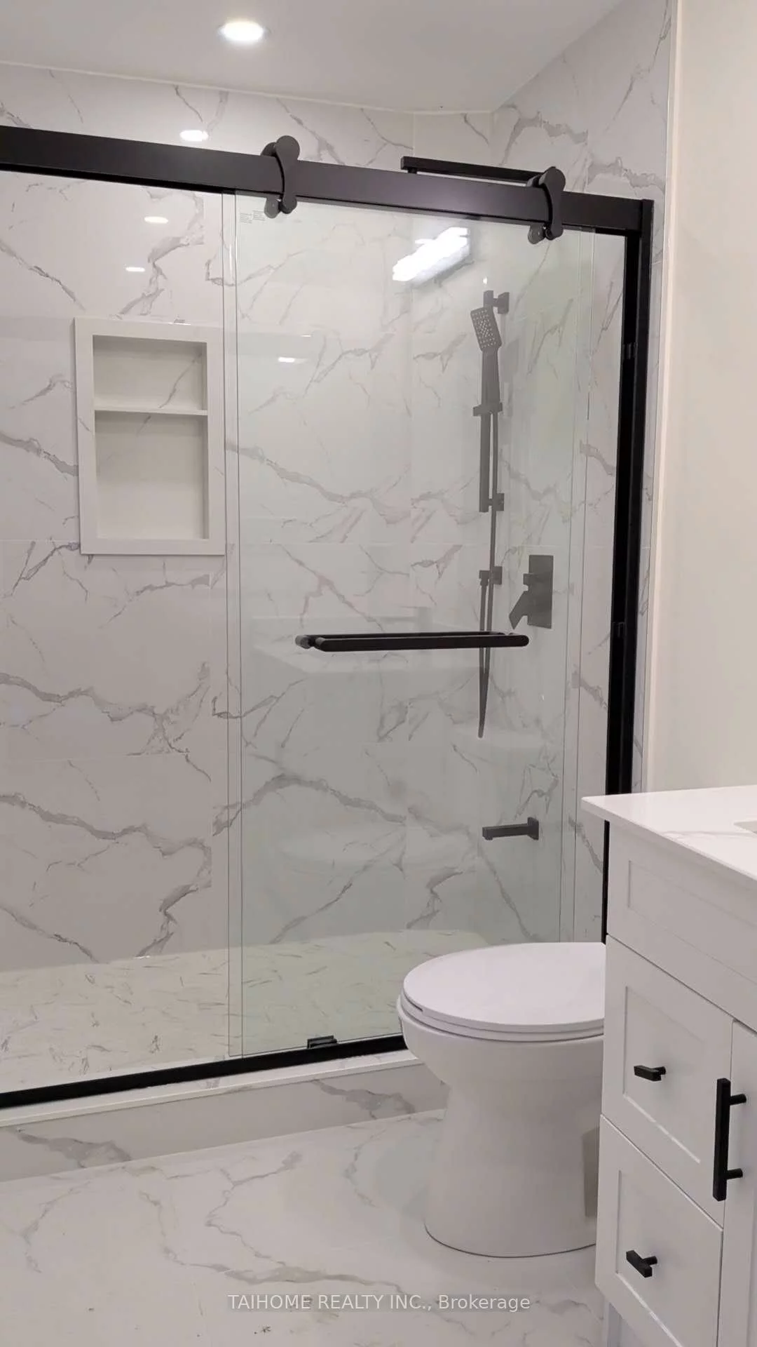 15, Merredin, Banbury-Don Mills, Toronto