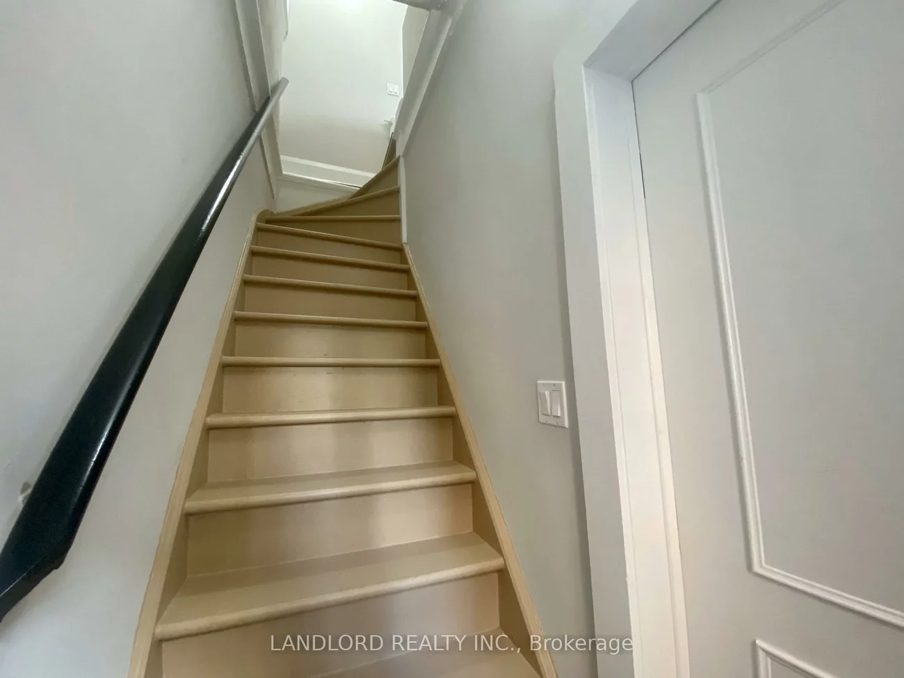341, St Clair, Casa Loma, Toronto