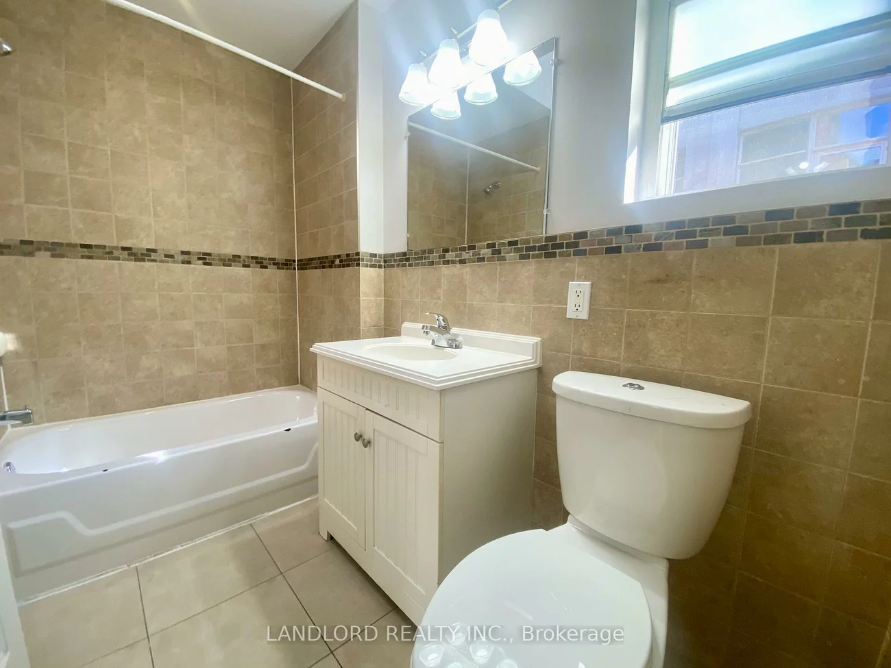 341, St Clair, Casa Loma, Toronto