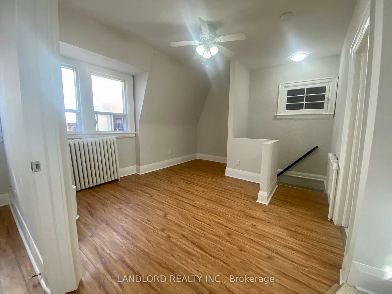 341, St Clair, Casa Loma, Toronto