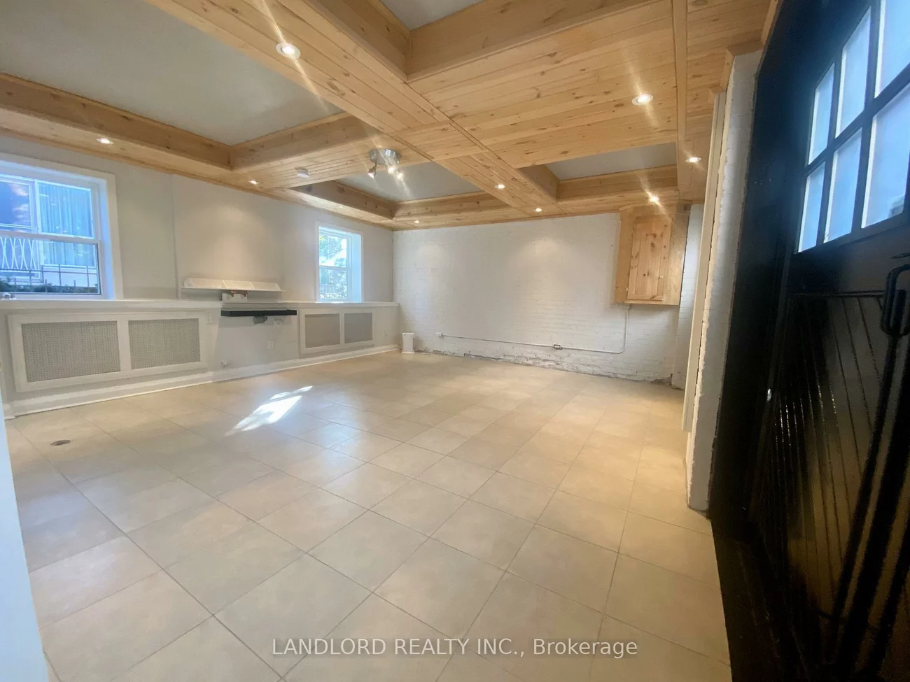 341, St Clair, Casa Loma, Toronto