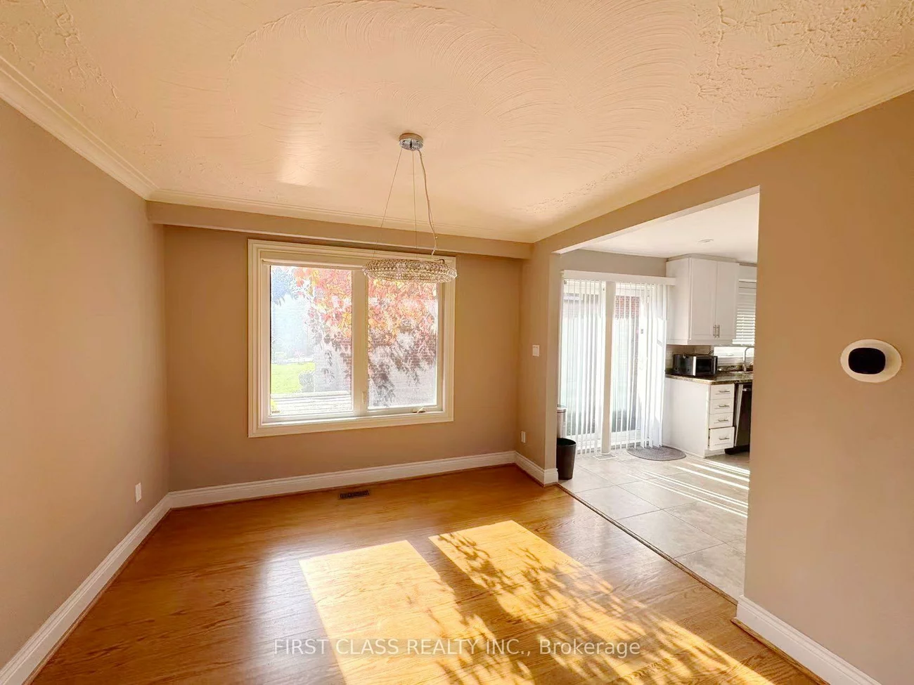 202, Goddard, Bathurst Manor, Toronto