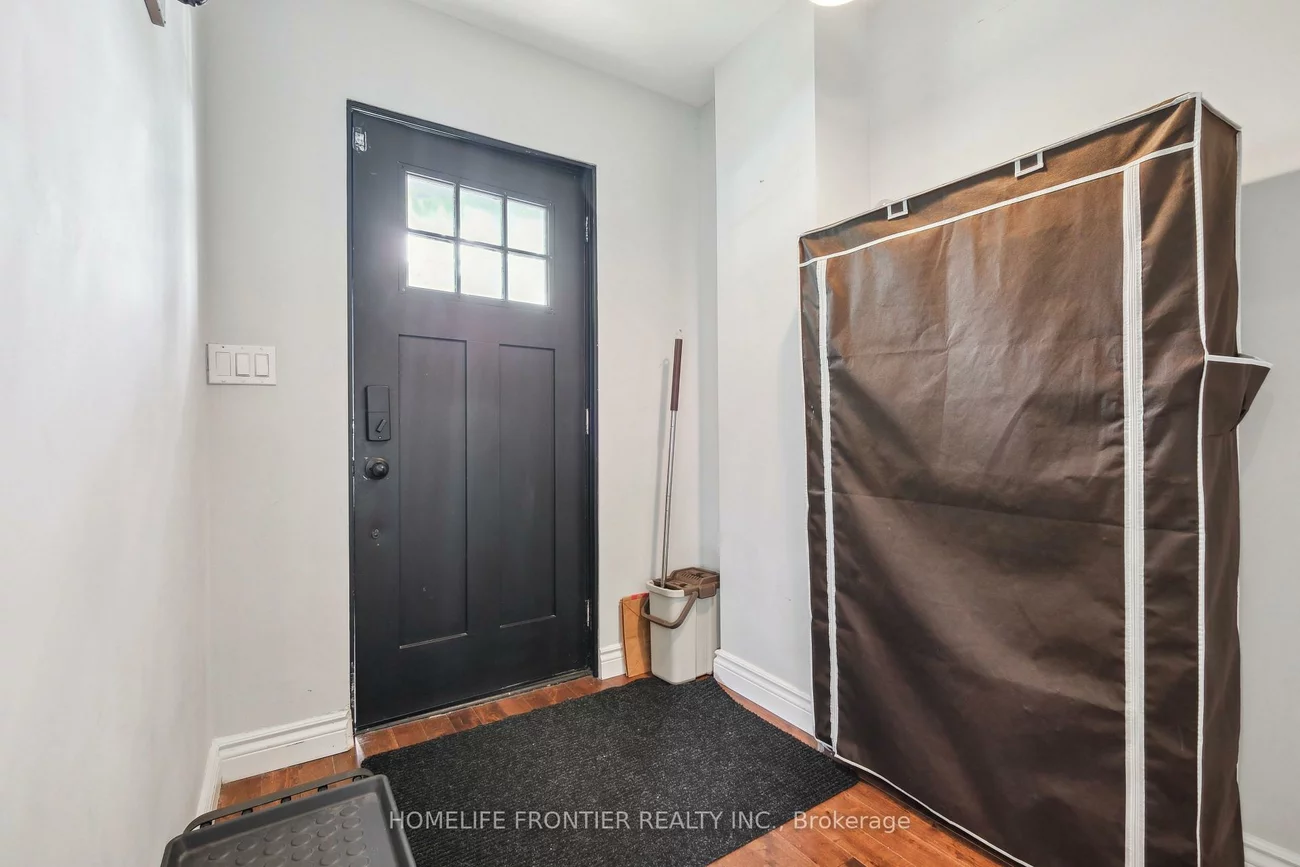 122, Manning, Trinity-Bellwoods, Toronto