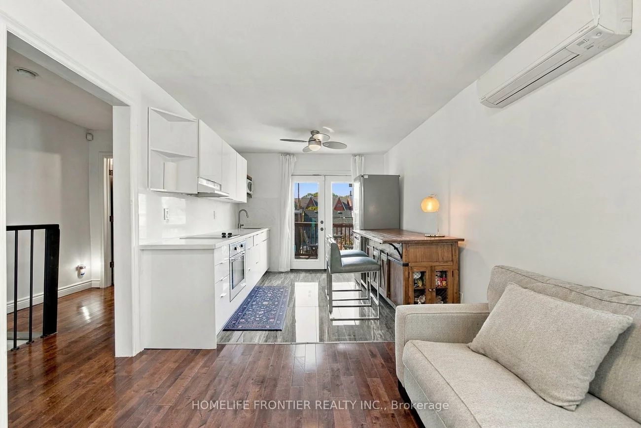 122, Manning, Trinity-Bellwoods, Toronto