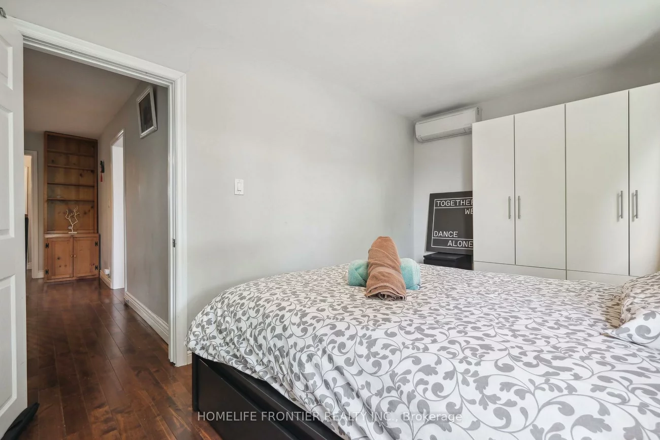 122, Manning, Trinity-Bellwoods, Toronto