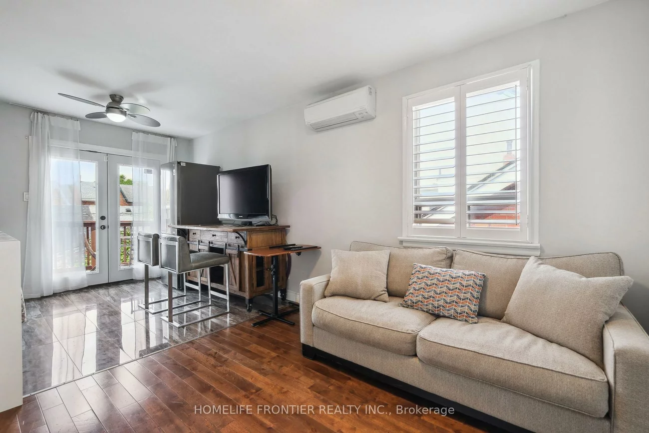 122, Manning, Trinity-Bellwoods, Toronto