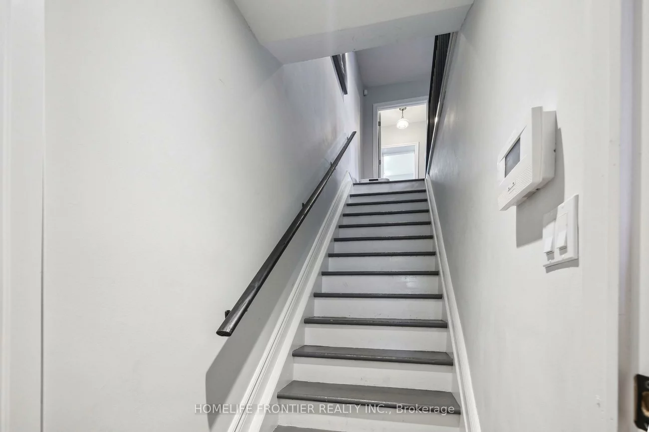 122, Manning, Trinity-Bellwoods, Toronto