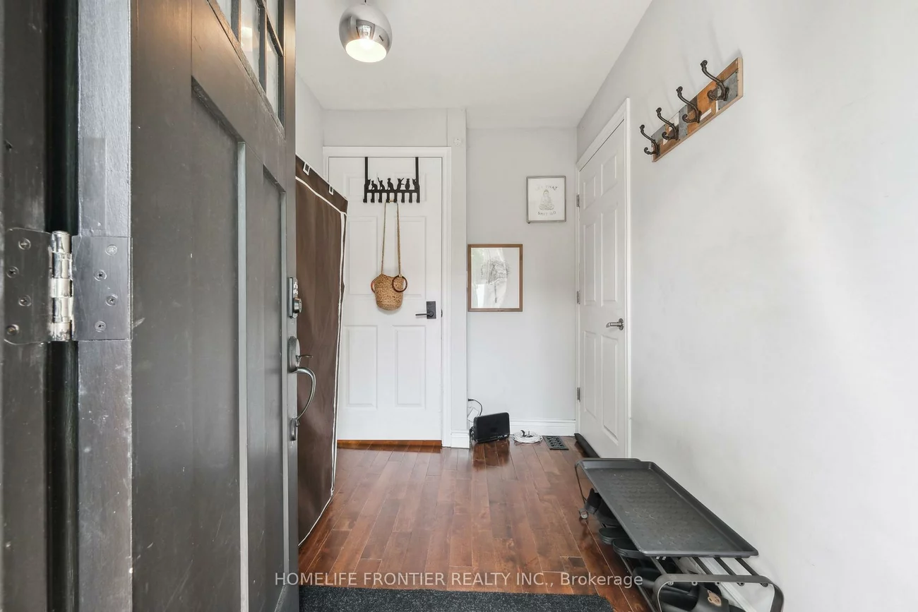 122, Manning, Trinity-Bellwoods, Toronto