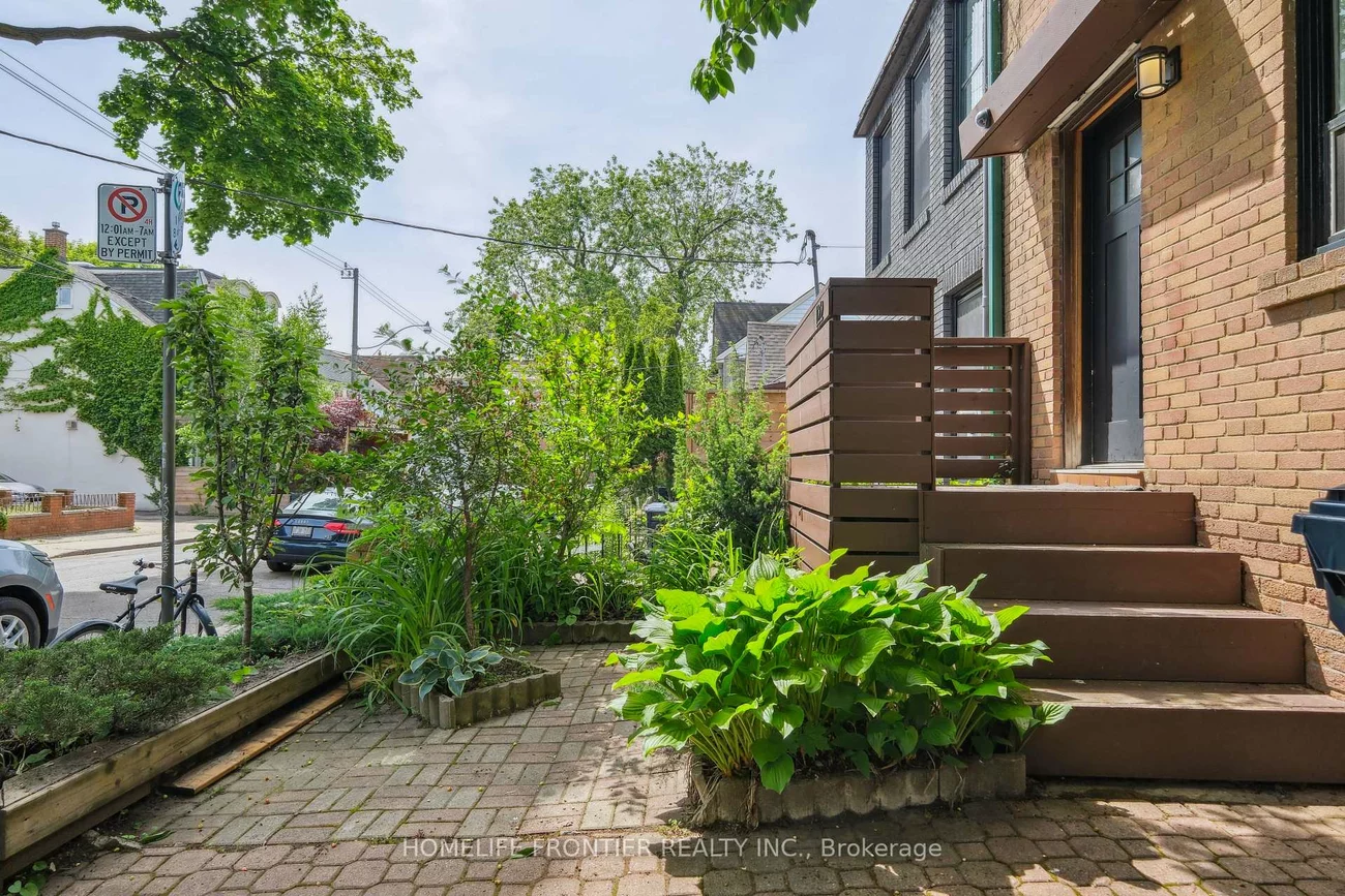 122, Manning, Trinity-Bellwoods, Toronto