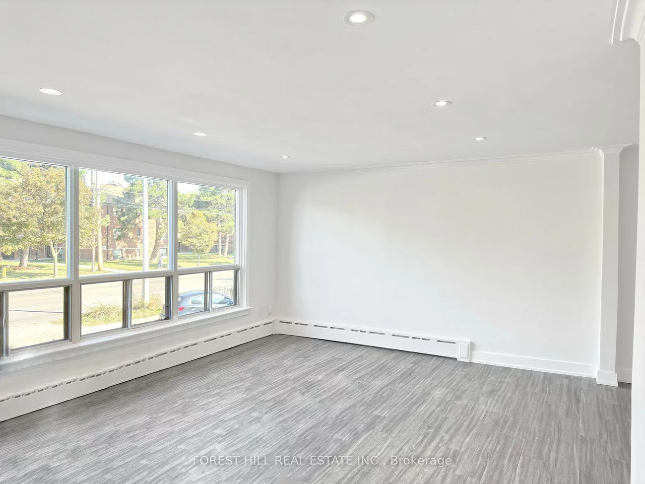 443, Wilson, Clanton Park, Toronto