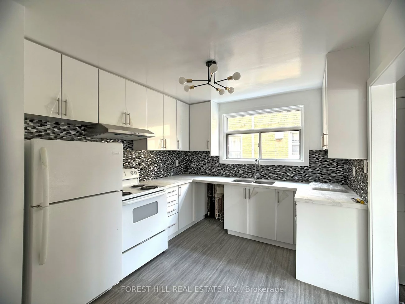 443, Wilson, Clanton Park, Toronto