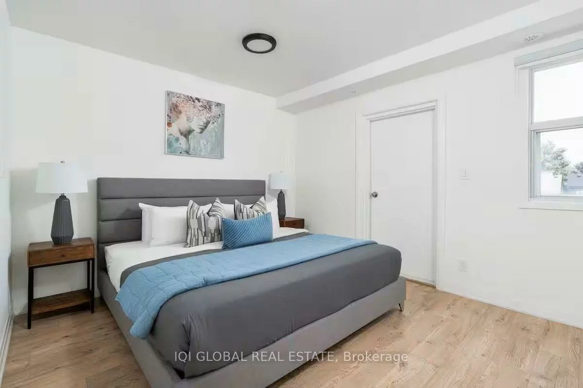 525, Ossington, Trinity-Bellwoods, Toronto