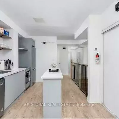 525, Ossington, Trinity-Bellwoods, Toronto